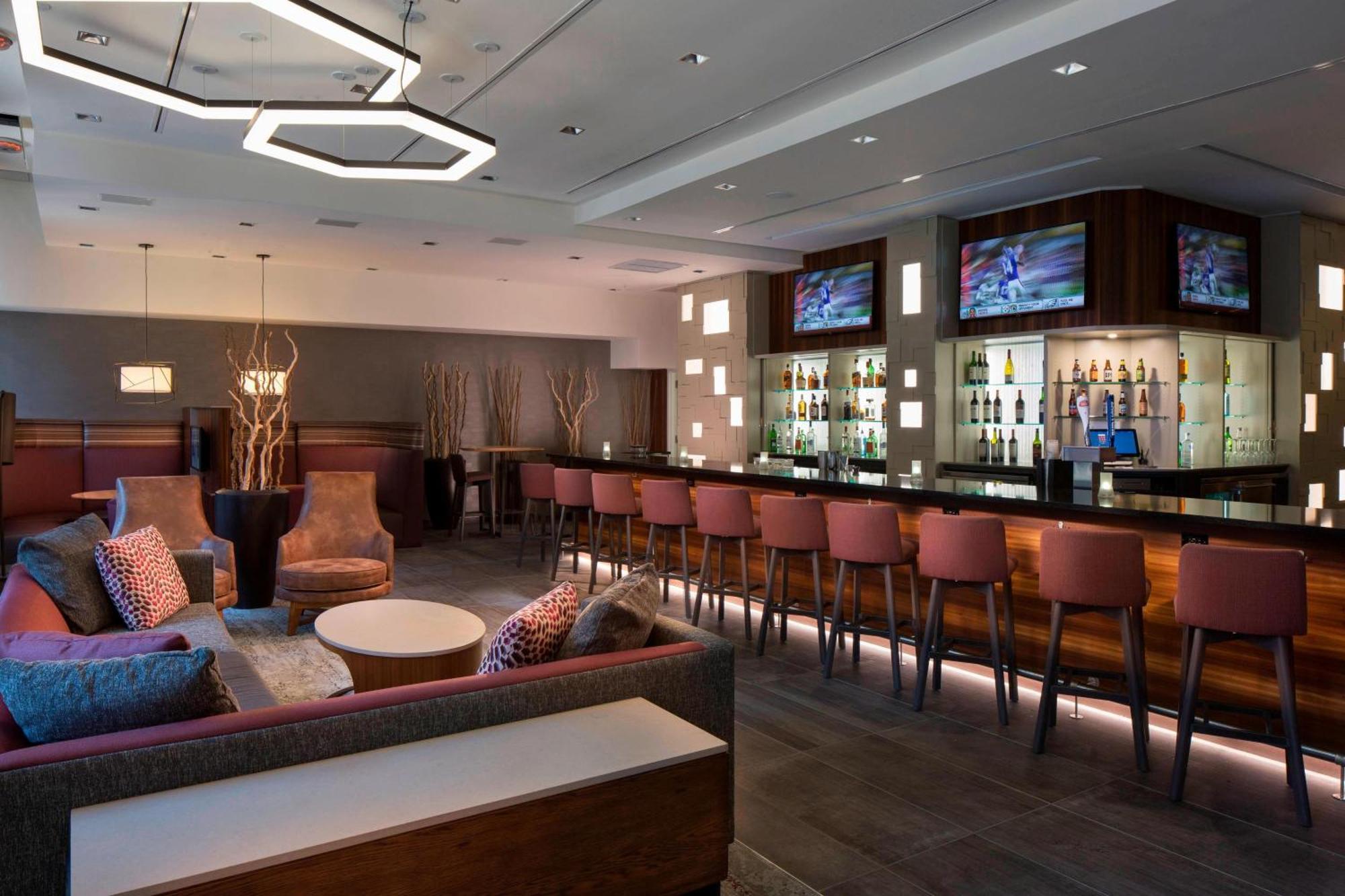 Courtyard By Marriott New Orleans Downtown Near The French Quarter Hotell Eksteriør bilde
